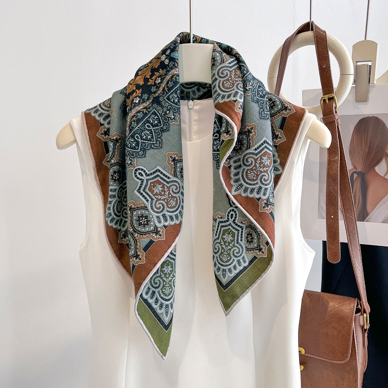 ผ้าพันคอทรงสี่เหลี่ยมลายดอกไม้ - Shawl Wrap Winter บทวิจารณ์และราคา